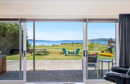 Ngongotaha Apartment | Idyllic Ngongotaha Lakeside Lodge - Family-Friendly Retreat