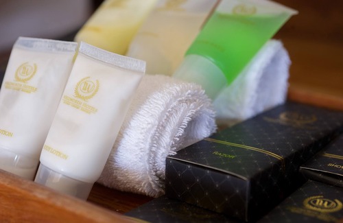 Karatu Cabin | Indulge in Ngorongoro Oldeani Mountain Lodge's Luxury Amenities