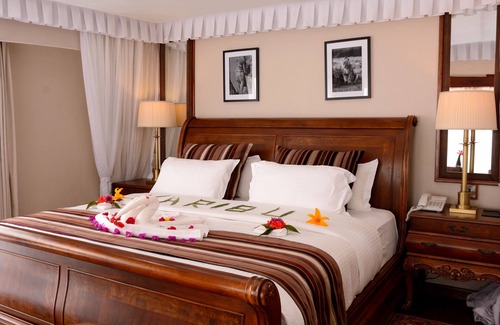 Karatu Cabin | Indulge in Ngorongoro Oldeani Mountain Lodge's Luxury Amenities