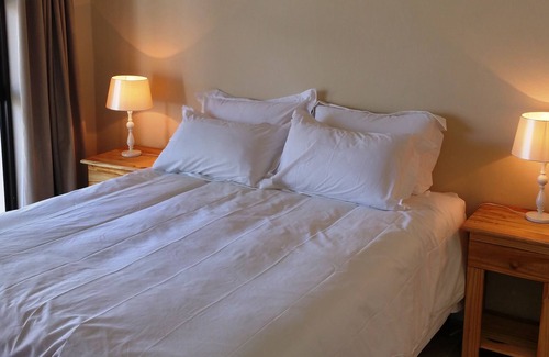 Middelburg House | Discover Nguni Country Lodge: Family-Friendly Retreat