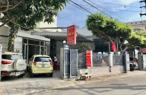 Long Hai Hotel | Nguyễn Kim Motel: Oceanfront Escape with Perfect Ratings