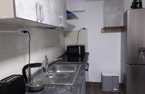 Neukirch Apartment | Family-Friendly Nguyen Le: 3 Bedrooms with Modern Amenities