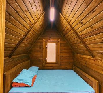 Bao Lam Hotel | Baola Villa Bảo Lộc: Family-Friendly Lake View Retreat