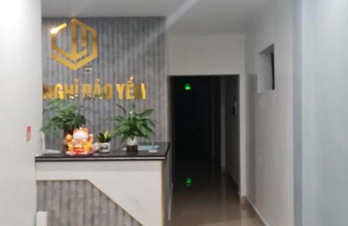 Quang Trach Bed & Breakfast | Discover Family-Friendly Comfort at Nhà Nghỉ Đảo Yến
