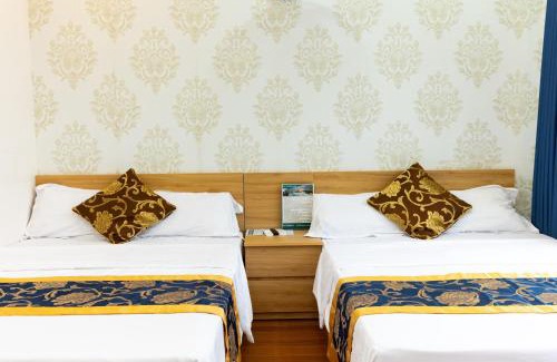 Mong Cai House | Discover Comfort at Nhà nghỉ Đức Trọng with Hot Tub & Dining