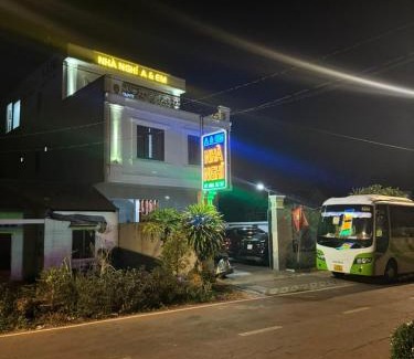 Dinh Quan Hotel | Pet-Friendly Retreat at Nhà Nghỉ A&Em – Rated 8/10!