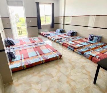 Ha Tien Hotel | Pet-Friendly Retreat at Nhà Nghỉ Cẩm Tiên 1
