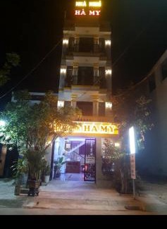 Son Tinh Hotel | Comfortable Stay at Nhà Nghỉ Hà My with Breakfast Included