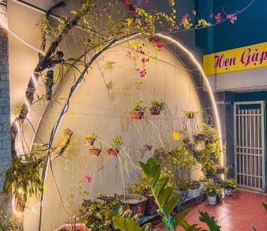 Lac Village Bed & Breakfast | Pet-Friendly Retreat: Nhà Nghỉ Hồng Nhung, Rated 8.6/10