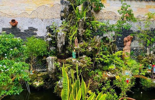 Vinh Cuu Bed & Breakfast | Discover Nhà Nghỉ Quốc Hưng: Family-Friendly Stay Awaits