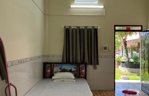 Duc Linh House | Family-Friendly Retreat at Nhà Nghỉ Sakura Homestay