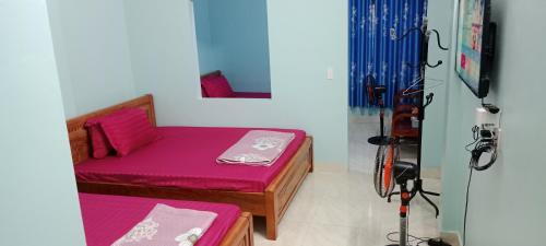 Dong Van Bed & Breakfast | Budget-Friendly Stay at Nhà Nghỉ Tấn Phúc - 8/10 Rated!