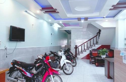 Rach Gia Hotel | Comfortable Stay at Nhà nghỉ Thành Lợi - Pet Friendly Retreat