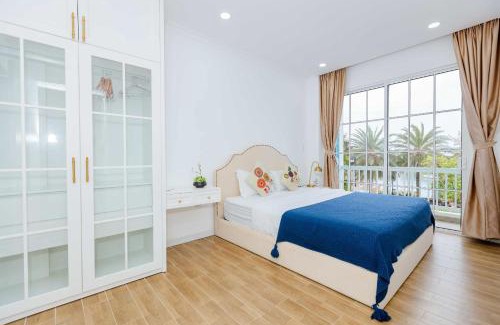 Phan Thiet Villa | Cozy Beachfront House with Lake View for 6-8 Guests