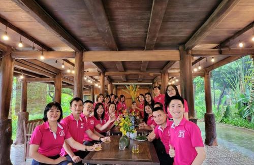 Ba Vi Ski Chalet | Nhà sàn Mường