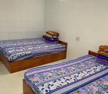 Nui Sam House | Budget-Friendly Stay at Nhà Trọ Số 2 - Pet & Child Friendly
