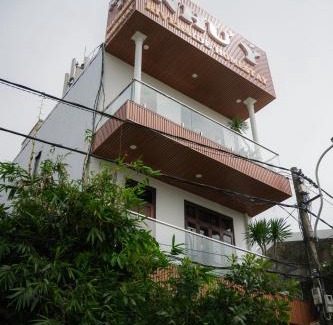 Hue City Centre Bed & Breakfast | Pet-Friendly Như Ý Riverside Homestay with Breakfast