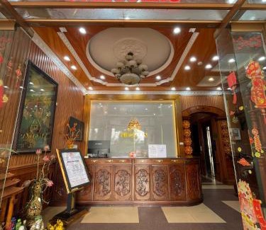 Dong Anh Hotel | Budget-Friendly Nhật Tân Hotel with Family Amenities