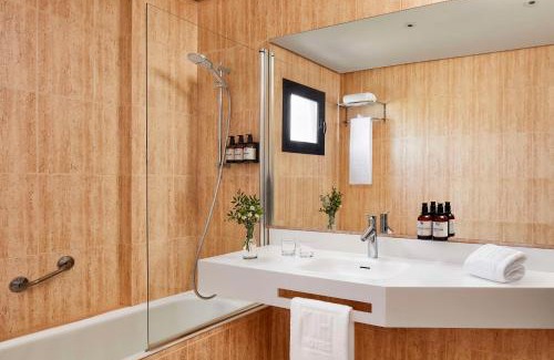 Cuenca Hotel | Experience NH Ciudad de Cuenca: Guest Rated 8.6/10