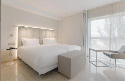 San Pablo Hotel | Experience NH Ciudad de Zaragoza: Pet-Friendly Retreat