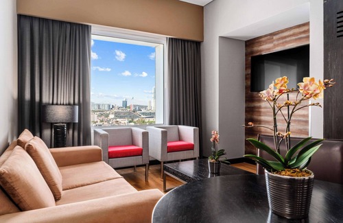 San Pedro Garza Garcia Hotel | Discover NH Collection Monterrey San Pedro: Family-Friendly Retreat