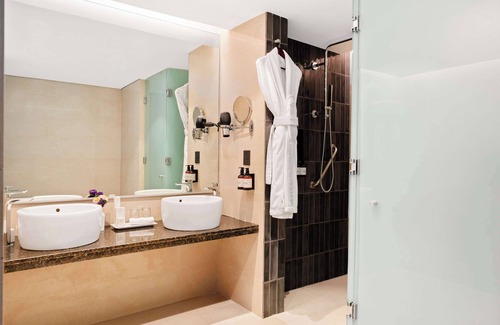 San Pedro Garza Garcia Hotel | Discover NH Collection Monterrey San Pedro: Family-Friendly Retreat