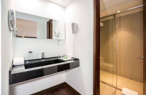 Zona Rosa Hotel | Premium Stay at NH Collection Bogotá Andino Royal Hotel
