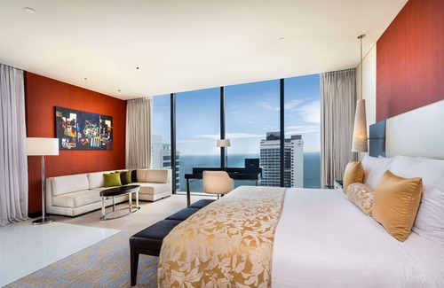 Kollupitiya Hotel | Elegant NH Collection Colombo: Spa, Pool & Eco-Friendly Stay