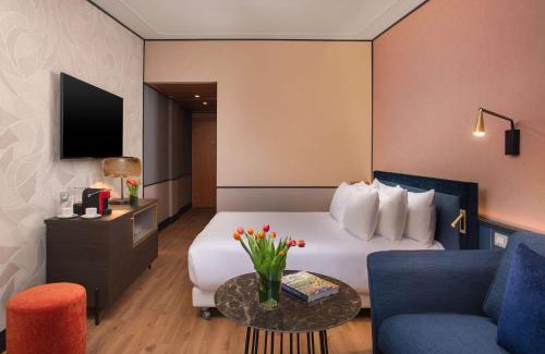 Genoa Hotel | Pet-Friendly NH Collection Genova Marina with Hot Tub & Dining