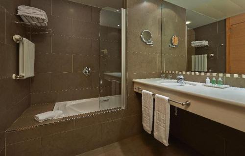 Old Town Hotel | Elegant NH Collection León Plaza Mayor: Rated 8.9/10