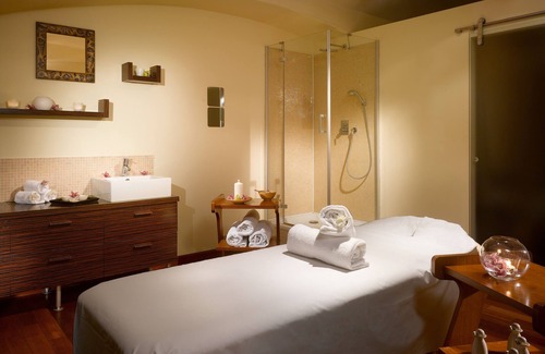 Nove Mesto Hotel | Elegant NH Collection Prague Carlo IV with Spa & Pool