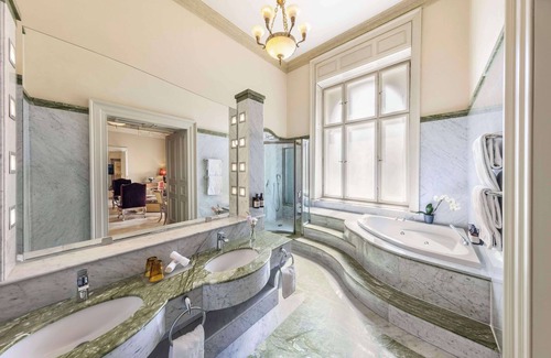 Nove Mesto Hotel | Elegant NH Collection Prague Carlo IV with Spa & Pool
