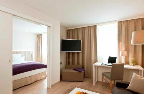 Fuerth Hotel | Relax at NH Fürth Nürnberg: Pet-Friendly & Pool Access