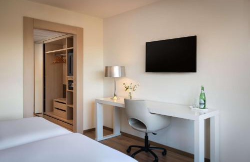 Groningen Hotel | Pet-Friendly NH Groningen Hotel with Pool & Great Ratings