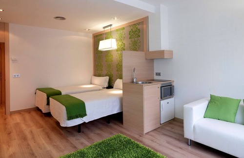 Leioa Hotel | Discover NH La Avanzada: 4-Star Comfort and Spa Bliss