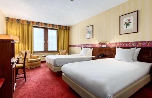 Mechelen Hotel | Pet-Friendly Stay at NH Mechelen with Pool & Breakfast