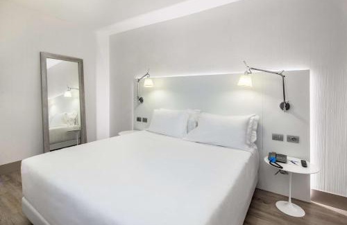 Milanofiori Hotel | Discover the NH Milano Congress Centre: Pet-Friendly Oasis