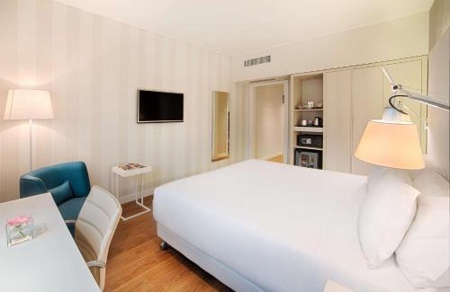 Historic Centre Hotel | Experience Comfort at NH Torino Centro - Pet Friendly & Pool