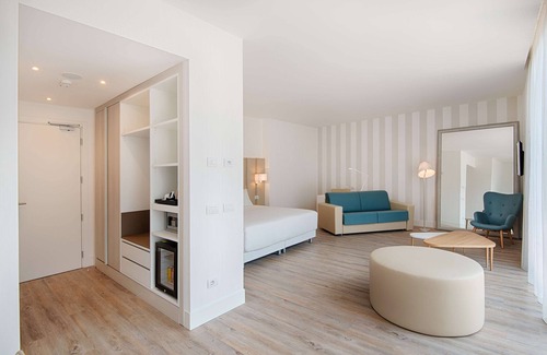 Trento Hotel | Discover NH Trento: 4-Star Hotel with Spa & Family-Friendly Amenities