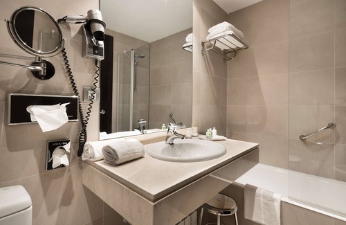 Valladolid Hotel | Experience NH Valladolid Bálago: 4-Star Comfort & Spa