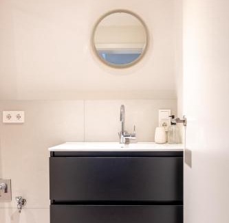 Ravensburg Apartment | NH22 Apartments