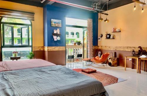 Van Giang Apartment | Budget-Friendly Nhi Homestay Ocean Park with River Views