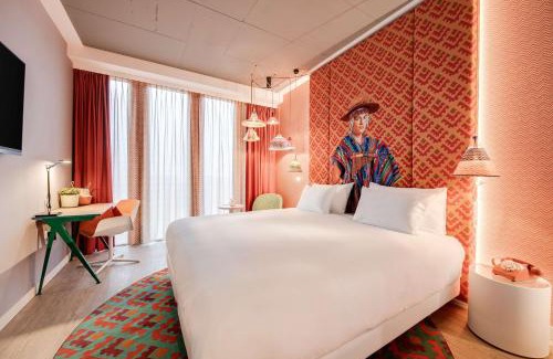 Scheldebuurt Hotel | Discover nhow Amsterdam Rai: Rated 9/10, Pet Friendly Stay