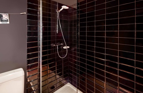 Saint-Josse-ten-Noode Hotel | Discover nhow Brussels Bloom: 4-Star Hotel with Spa & Dining
