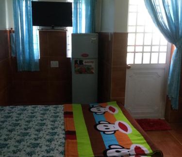 Phan Rang House | Pet-Friendly Nhu Y Guesthouse with Ocean Views Await