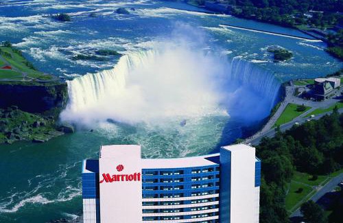 Fallsview Hotel | Experience Niagara Falls Marriott Fallsview Hotel & Spa