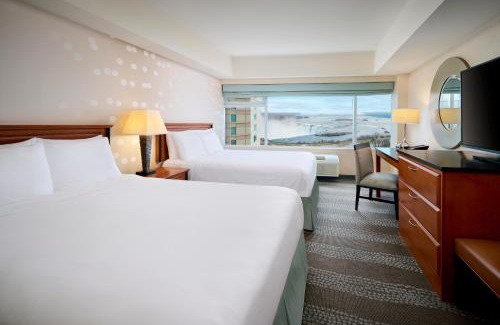 Fallsview Hotel | Experience Comfort at Radisson Hotel & Suites Fallsview