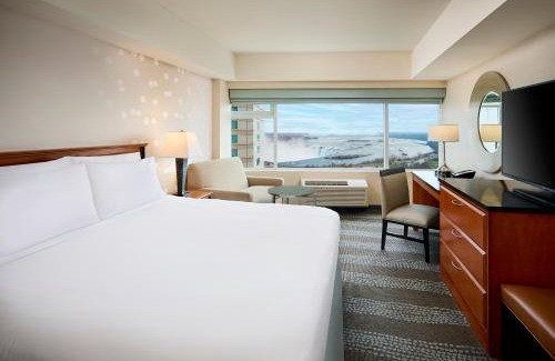 Fallsview Hotel | Experience Comfort at Radisson Hotel & Suites Fallsview