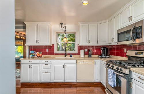 Niagara Falls - Western New York House | Niagara River Escape: Spa and Breakfast in Lewiston
