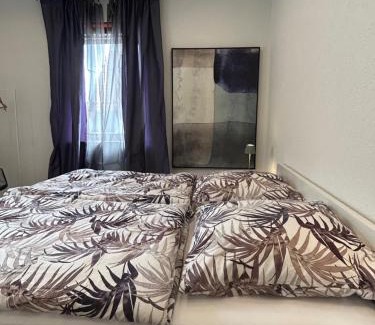 Lindenfels Apartment | Relaxing Stay at Nibelungen Bordinghouse with Ocean Views
